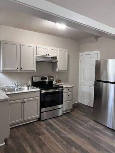 Main picture of 2336 Penn St