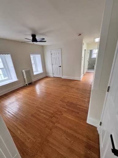 Main picture of 21 E Mount Pleasant Ave