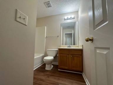 Main picture of 6296 Hickory Lane Cir