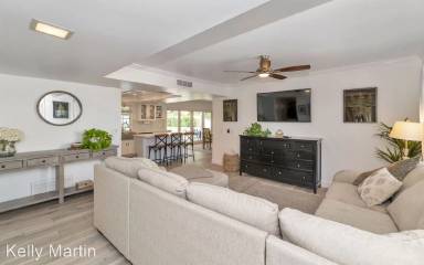 Main picture of 5502 N 76th Pl