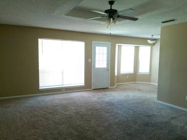 Main picture of 862 Siskin Cir