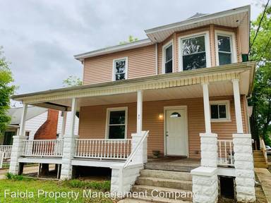 Main picture of 730 E Montrose St