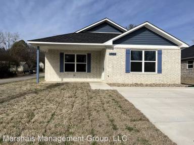 Main picture of 1901 Dechard St