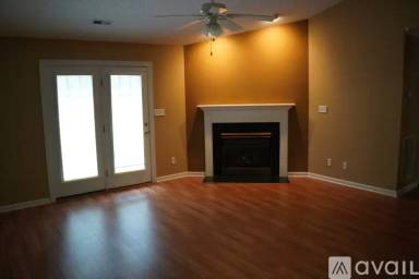Main picture of 3027 Maple Ave