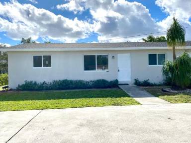 Main picture of 3496 48th Ln S