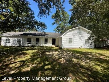 Main picture of 572 Ridgewood Dr