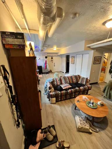 Main picture of 2335 May St