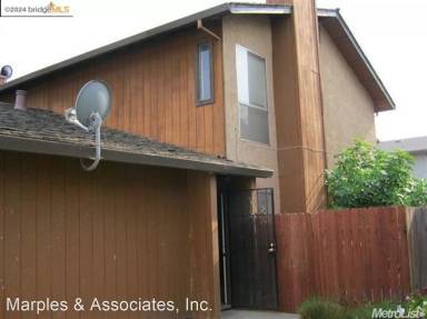 Main picture of 1296 Spruce Ln