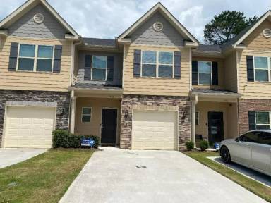 Main picture of 5348 Creekview Ln