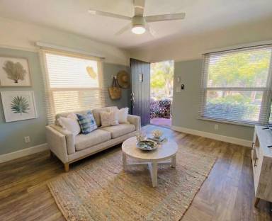 Main picture of 2313 Lincoln Ave