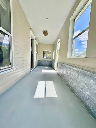 Main picture of 117 E Fox St