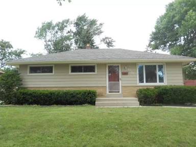 Main picture of 8750 W Bender Ave
