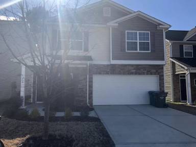 Main picture of 216 Station Dr