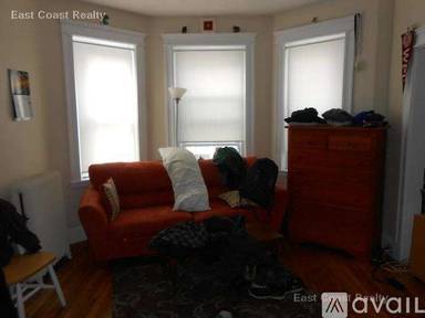 Main picture of 225 Kelton St
