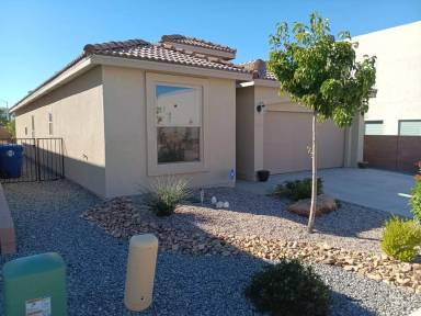 Main picture of 8733 Sevano Cir NE