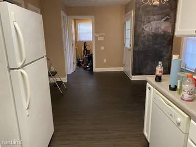 Main picture of 217 Hillsdale Dr