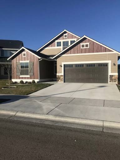 Main picture of 646 E Gannett Dr