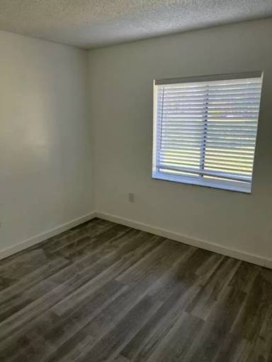 Main picture of 2247 Flower Tree Cir