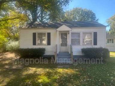 Main picture of 413 Rollins Ave