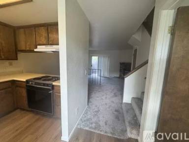 Main picture of 6700 Alcantara Ave