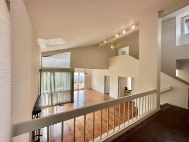 Main picture of 6031 Ridgemont Dr
