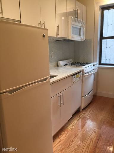 Main picture of 56 West 65th St