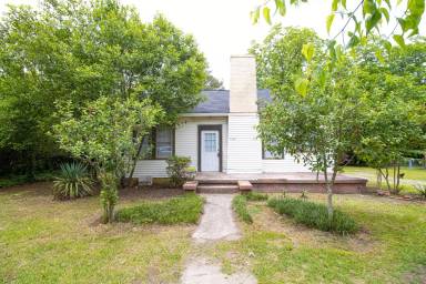Main picture of 1213 Suber St