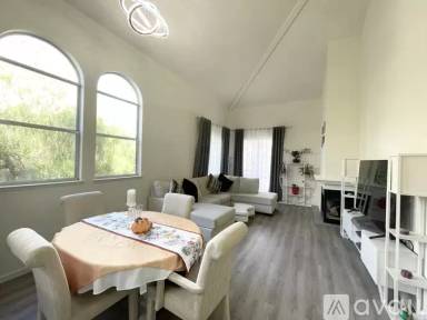 Main picture of 951 S 12th St Condos