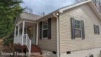 Main picture of 611 Meadow View Dr