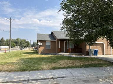 Main picture of 1153 SE Freedom Cir