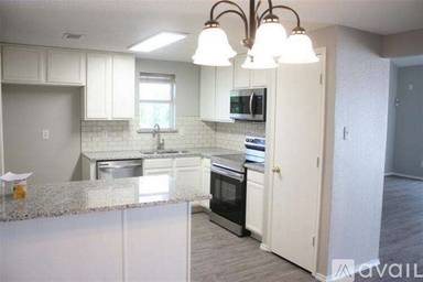 Main picture of 8104 Dripping Springs Dr