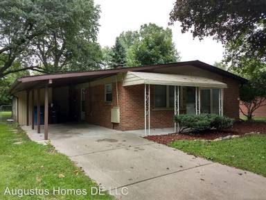 Main picture of 7626 Lathers St
