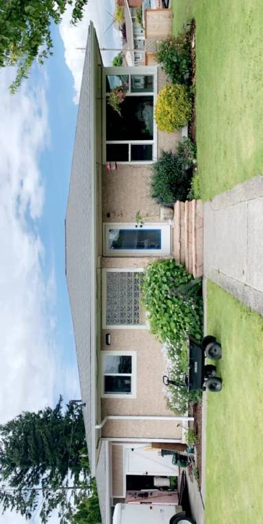 Main picture of 200 S 17th St