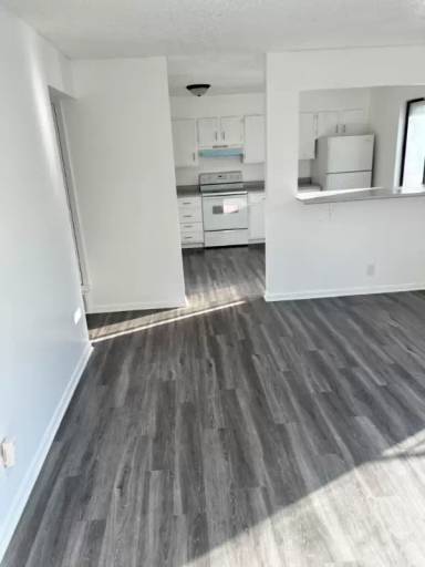 Main picture of 3609 Baldwin Ave