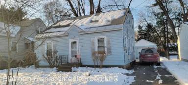 Main picture of 44 Locust Park