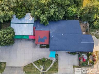 Main picture of 2639 S 3rd St