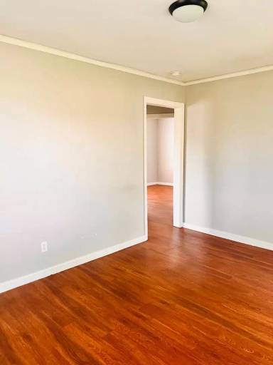 Main picture of 901 Central Dr