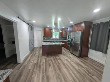Main picture of 5521 Balls Ferry Rd