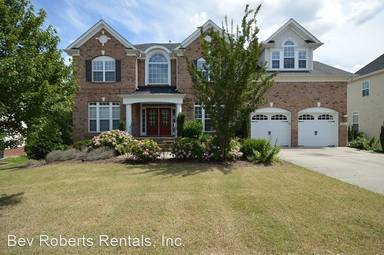 Main picture of 1004 Evanwood Ln