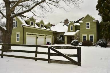 Main picture of 80 Litchfield Tpke