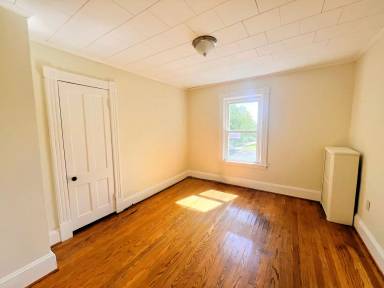 Main picture of 47 Parker St