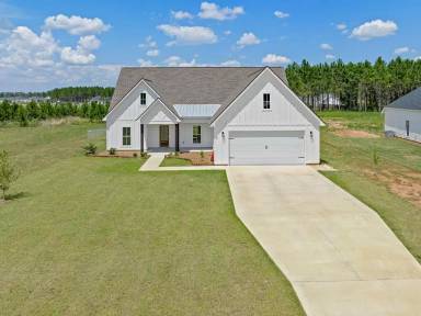 Main picture of 119 Chapel Ct