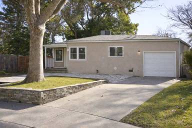 Main picture of 600 Perkins Way