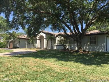 Main picture of 13051 SW 29th Ct