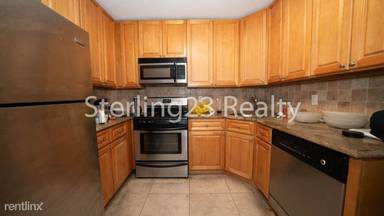 Main picture of 2421 43rd St