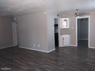 Main picture of 12825 Jupiter Rd