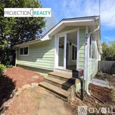 Main picture of 4838 NE 99th Ave