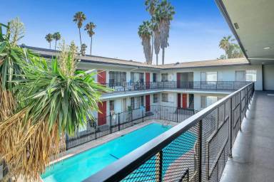 Main picture of 4926 August St
