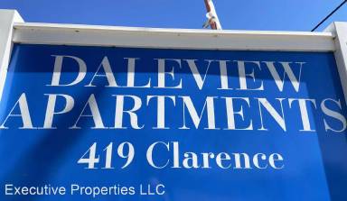 Main picture of 419 Clarence St