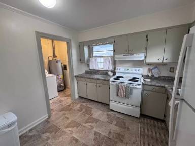 Main picture of 2123 Madison St